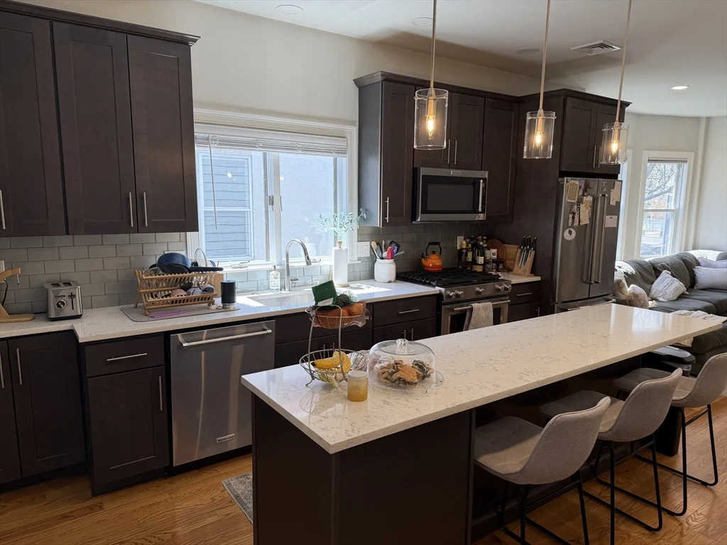 3 bed, 2 bath apartment for rent at 440 Windsor St Unit 440, Kendall Square
