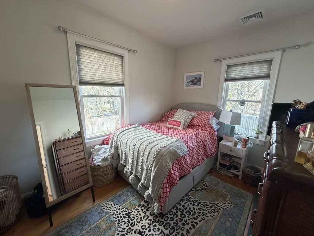 3 bed, 2 bath apartment for rent at 440 Windsor St Unit 440, Kendall Square — photo 15 of 18