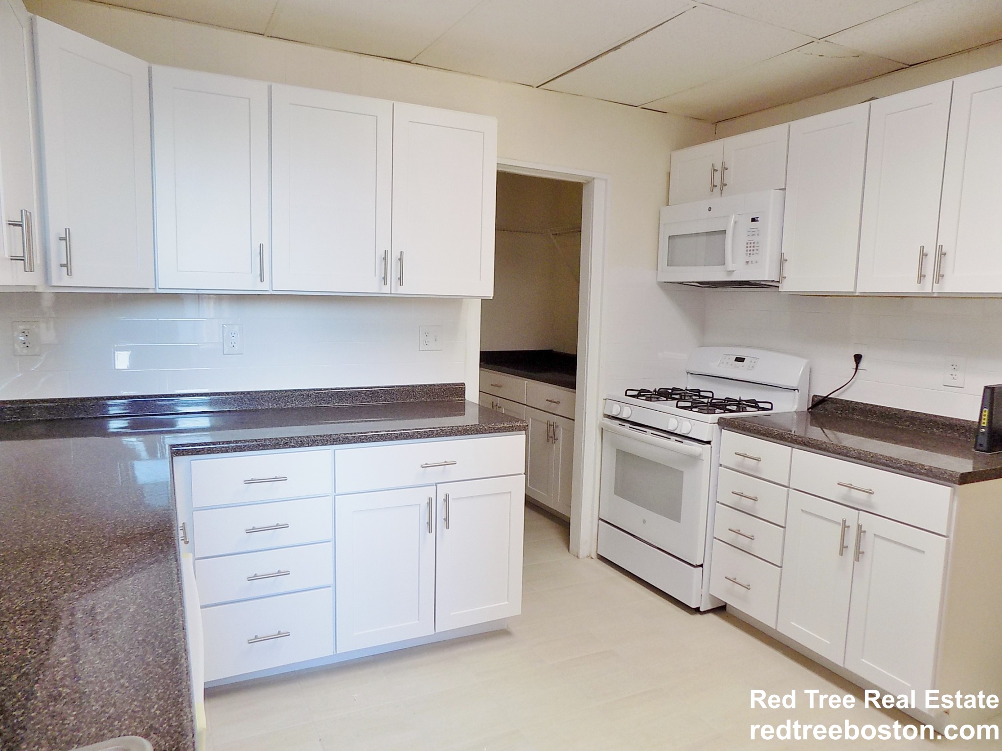 3 bed, 1 bath apartment for rent at 441 Cambridge St Unit 5, Allston — photo 3 of 12