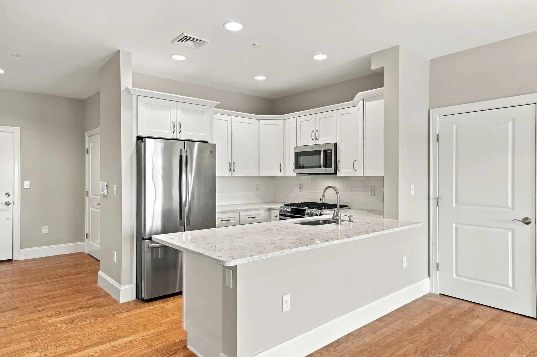 2 bed, 2 bath apartment for rent at 441 Essex St Unit 305, Swampscott — photo 7 of 41