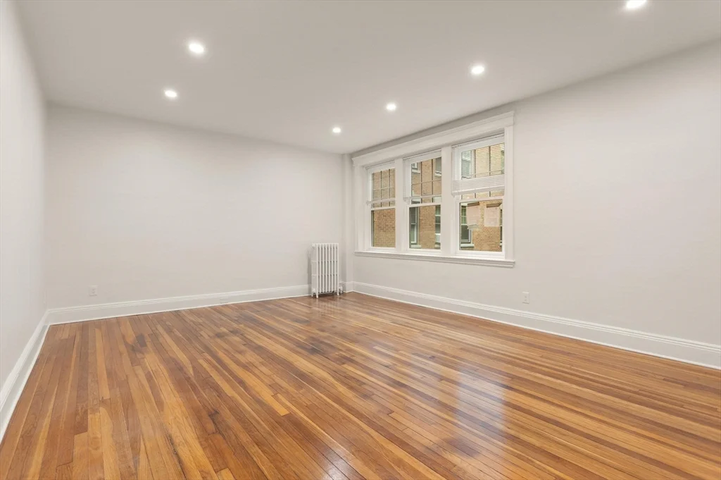 3 bed, 2 bath apartment for rent at 441 Washington St Unit 2, Brookline Village — photo 16 of 21