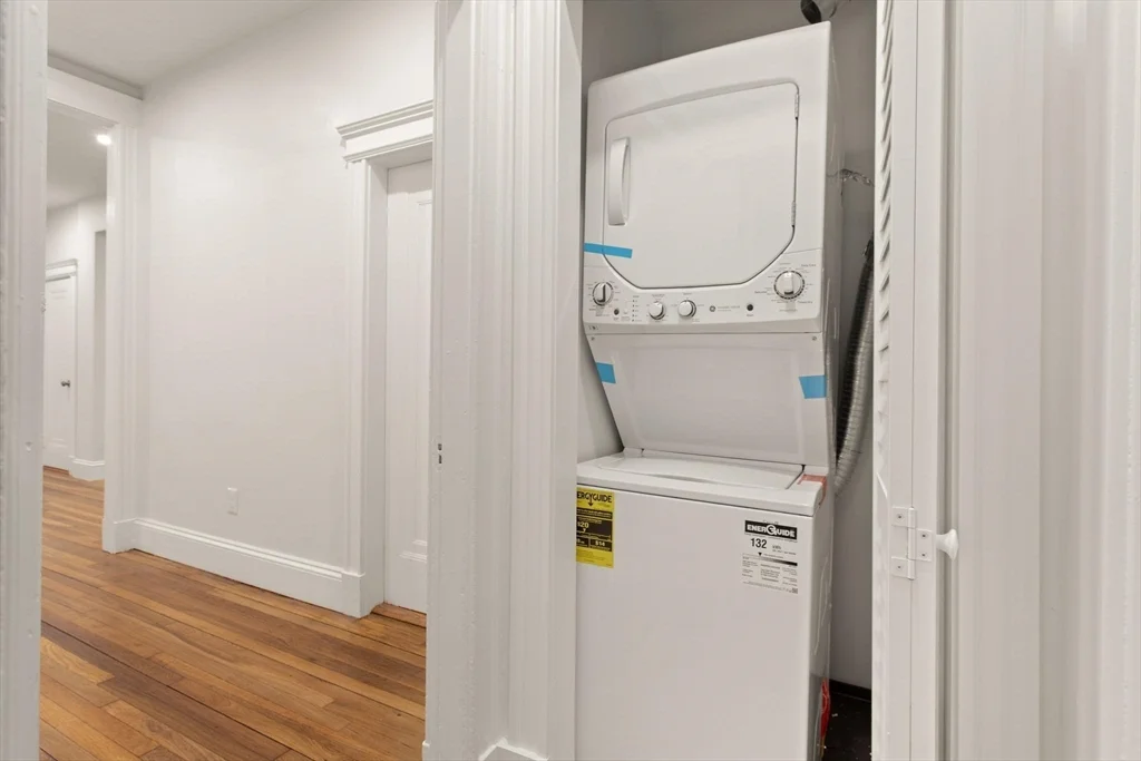 3 bed, 2 bath apartment for rent at 441 Washington St Unit 2, Brookline Village — photo 13 of 21