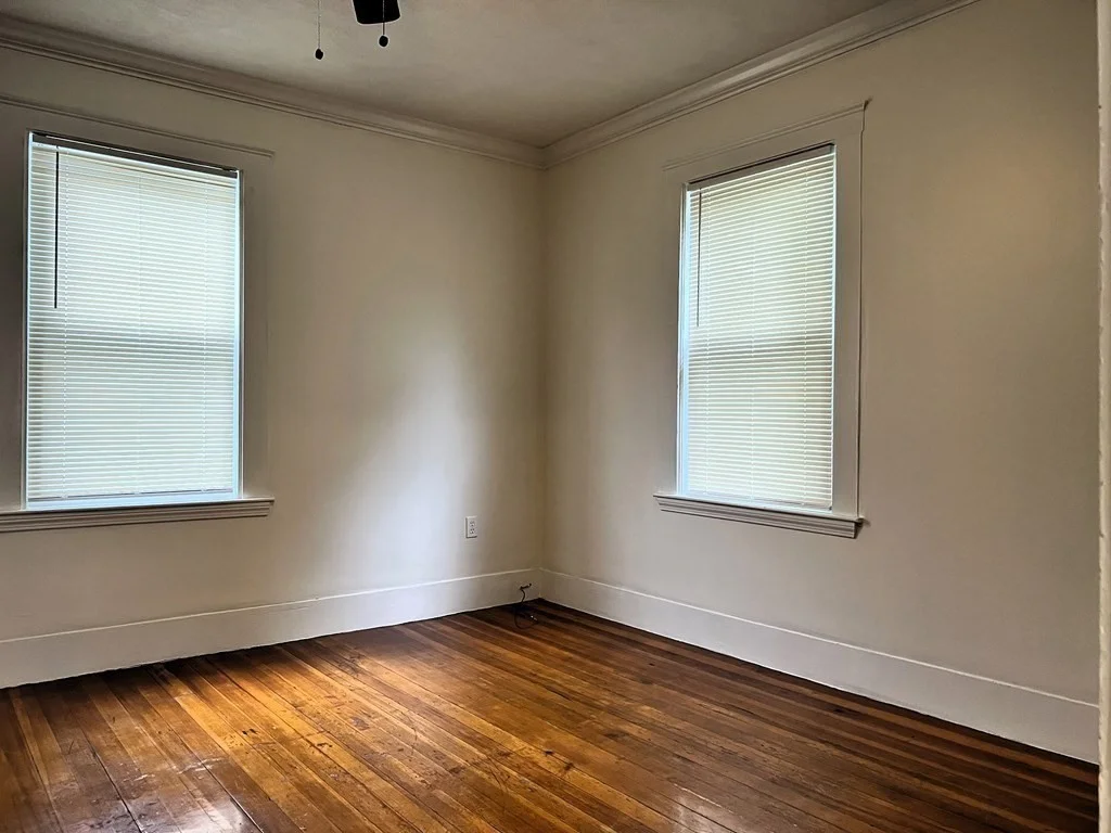 3 bed, 1 bath apartment for rent at 4412 Washington St Unit 3, Roslindale — photo 6 of 9