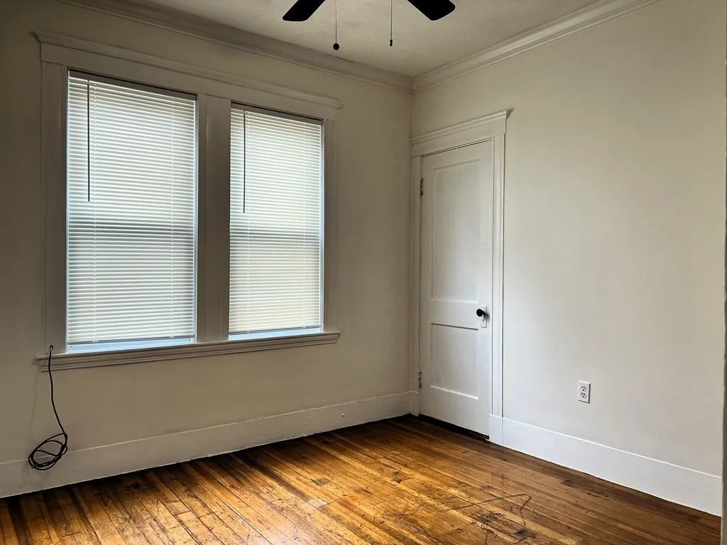 3 bed, 1 bath apartment for rent at 4412 Washington St Unit 3, Roslindale — photo 7 of 9