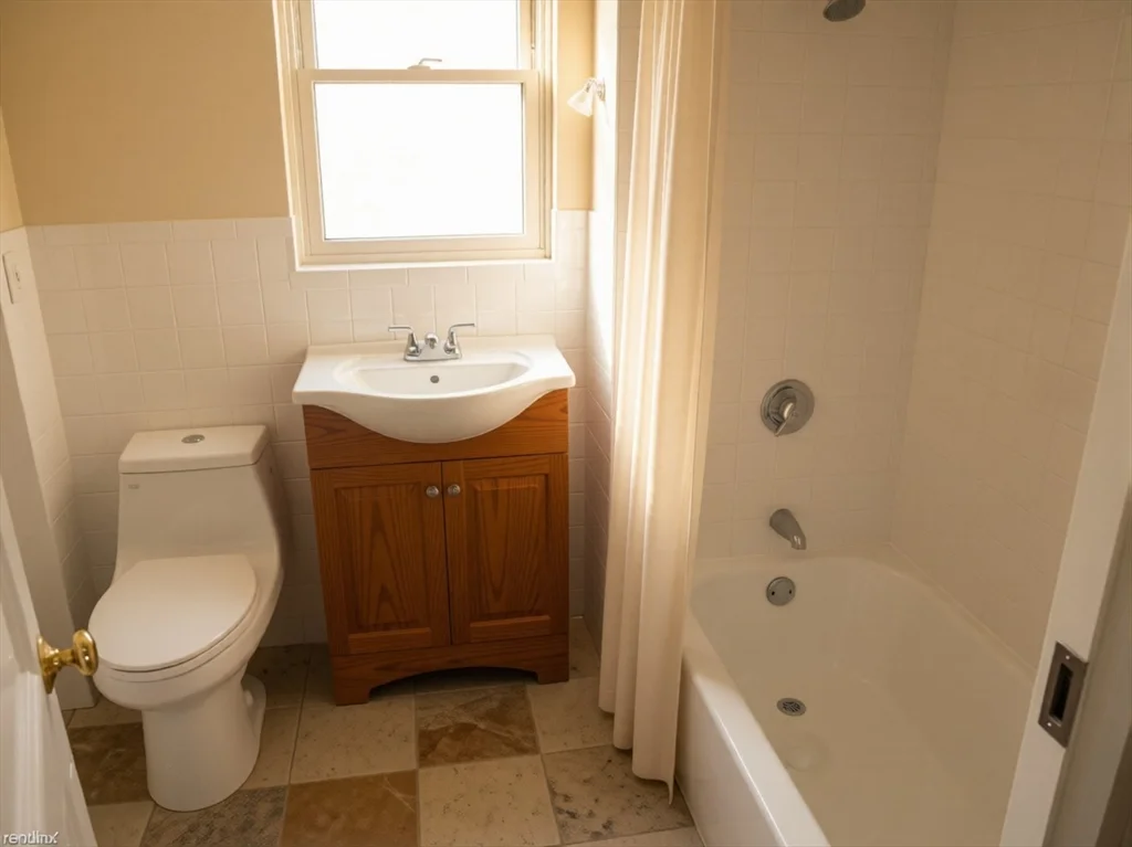 2 bed, 1 bath apartment for rent at 442 Broadway Unit 0, Winter Hill — photo 1 of 7