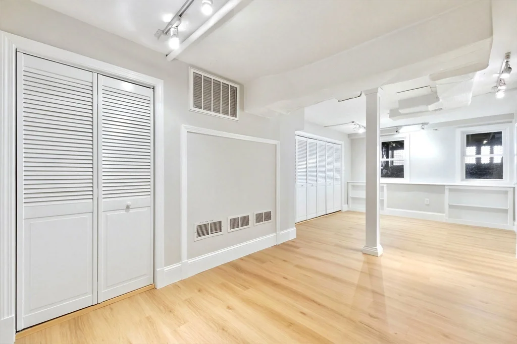 3 bed, 2 bath apartment for rent at 442 Main St, Charlestown — photo 16 of 23