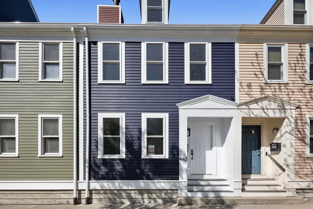 3 bed, 2 bath apartment for rent at 442 Main St, Charlestown — photo 1 of 23