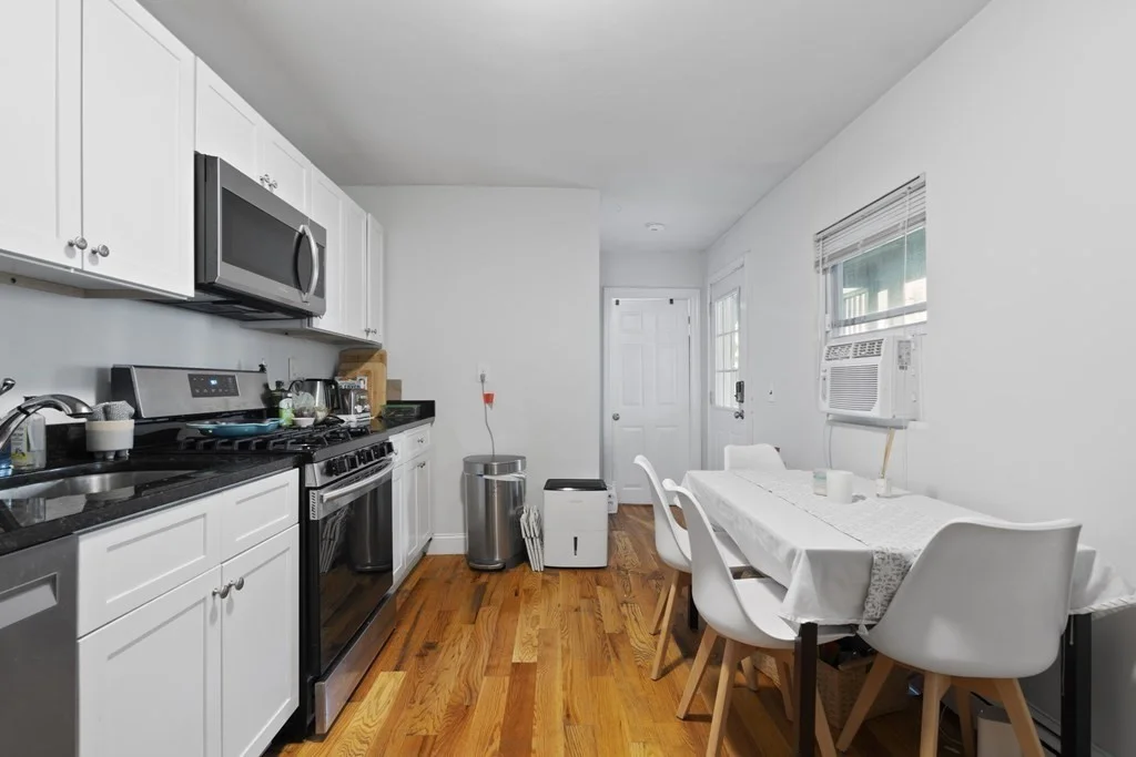 3 bed, 1 bath apartment for rent at 442 West 4th Unit 1, South Boston — photo 2 of 14