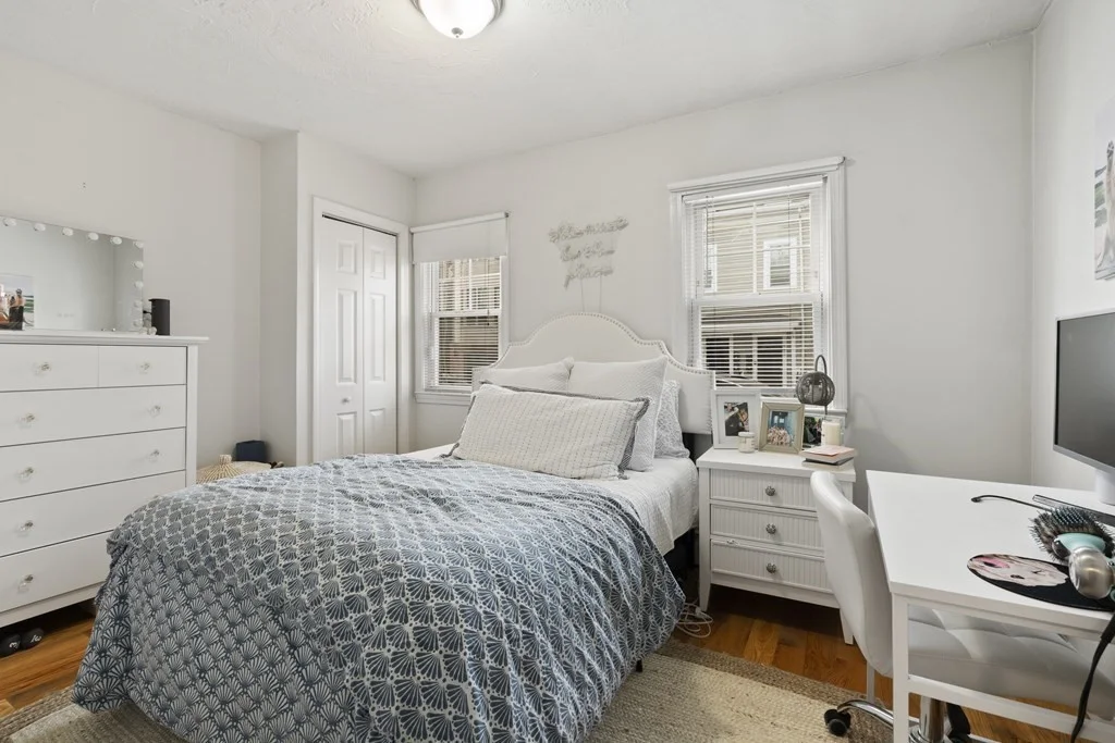 3 bed, 1 bath apartment for rent at 442 West 4th Unit 1, South Boston — photo 7 of 14