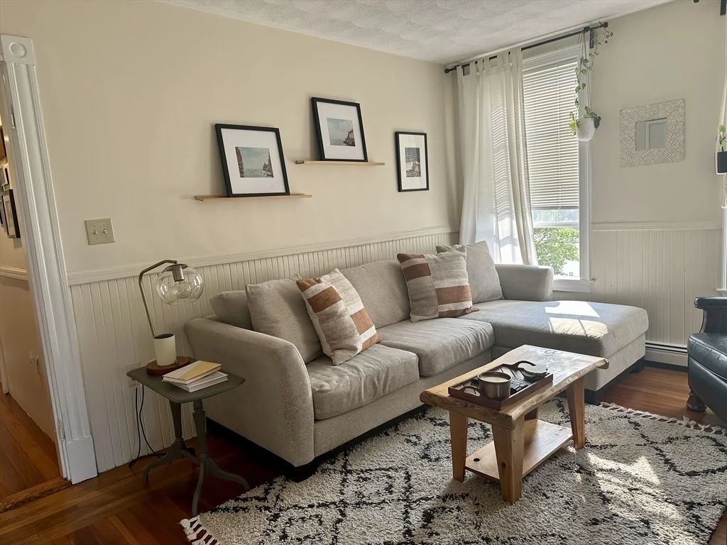 2 bed, 1 bath apartment for rent at 443 Bunker Hill St Unit 1, Charlestown