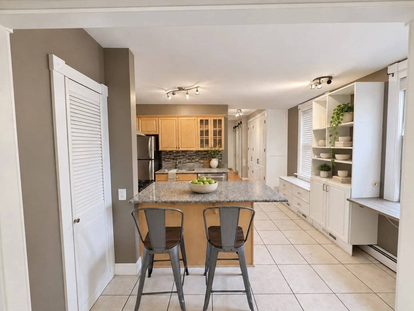2 bed, 1 bath apartment for rent at 443 Main St Unit 1, Charlestown — photo 1 of 11