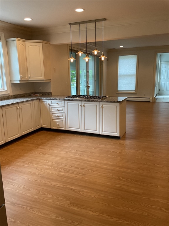 3 bed, 2 bath apartment for rent at 444 Atlantic Ave, Beach Bluff — photo 5 of 24