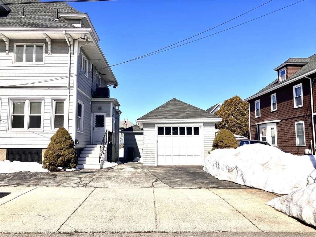1 bed, 1 bath apartment for rent at 444 Broadway Unit 1, Lynn — photo 1 of 16