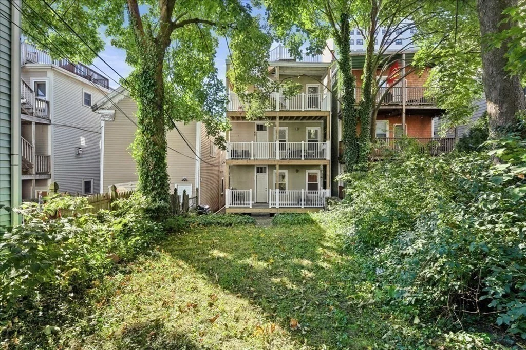 3 bed, 2 bath apartment for rent at 444 East 8th St Unit 1, South Boston — photo 13 of 13