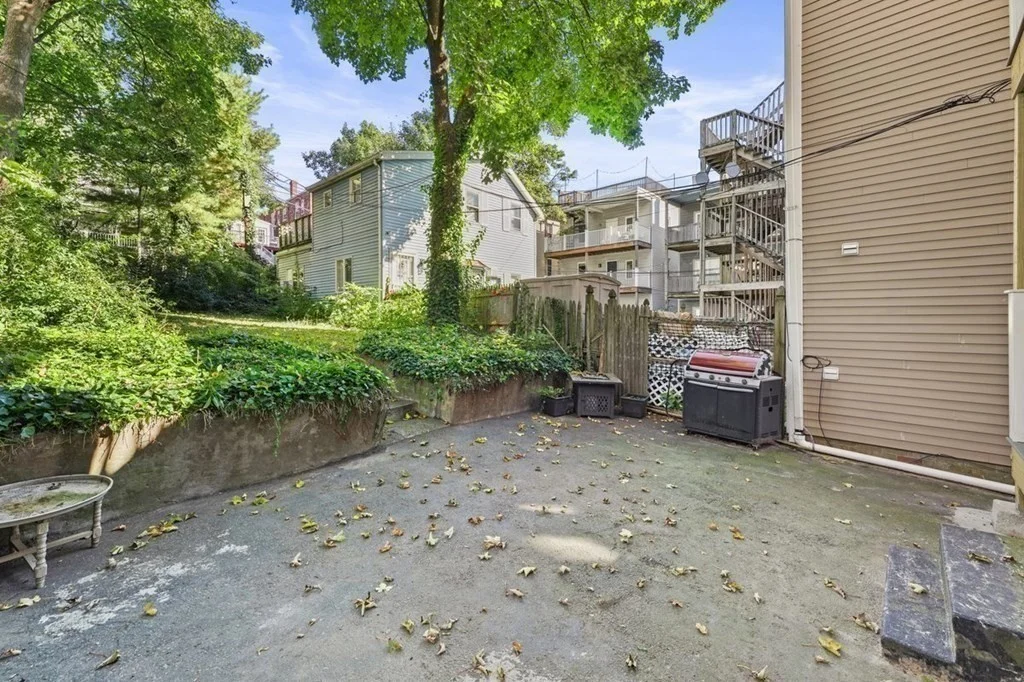 3 bed, 2 bath apartment for rent at 444 East 8th St Unit 1, South Boston — photo 1 of 13