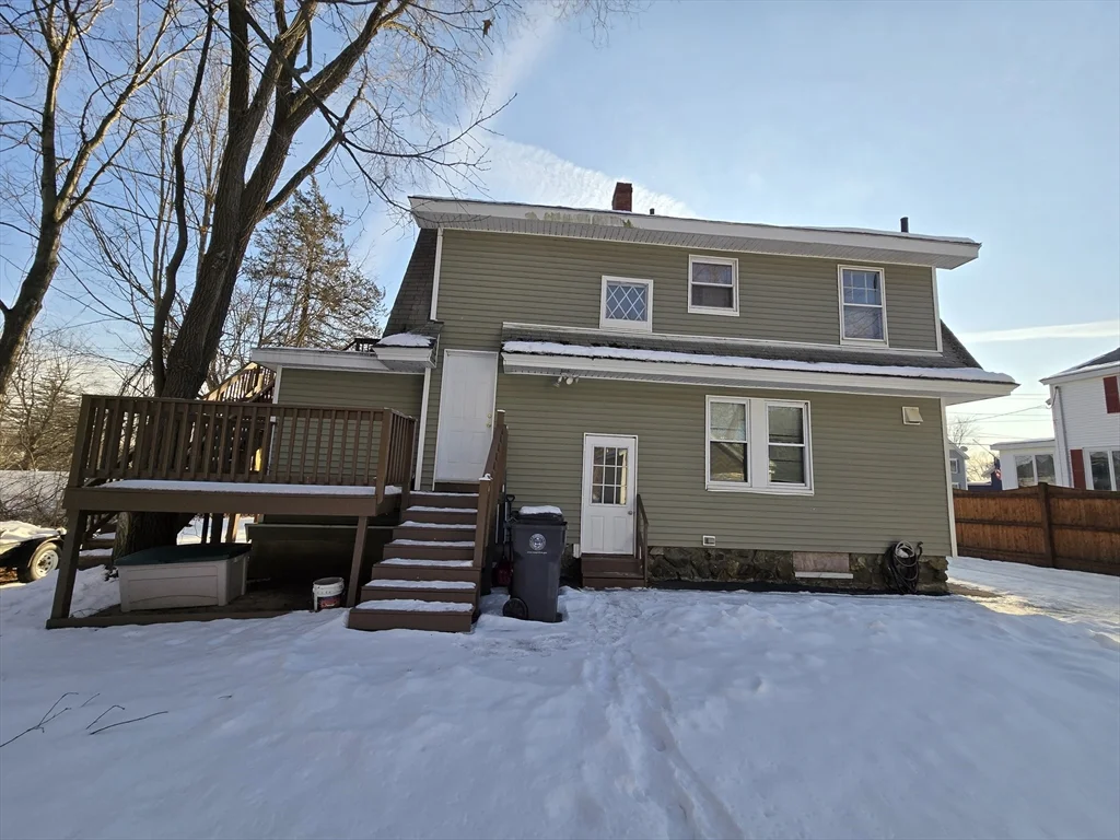 1 bed, 1 bath apartment for rent at 444 Groveland St Unit 2, Haverhill — photo 2 of 8