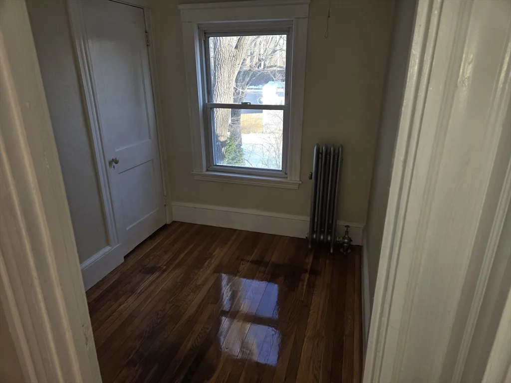 1 bed, 1 bath apartment for rent at 444 Groveland St Unit 2, Haverhill — photo 8 of 8