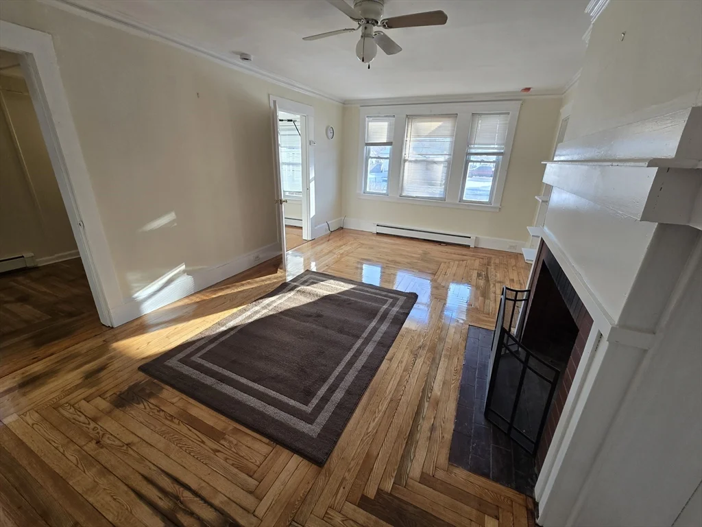 2 bed, 1 bath apartment for rent at 444 Groveland Unit 1, Haverhill — photo 7 of 11
