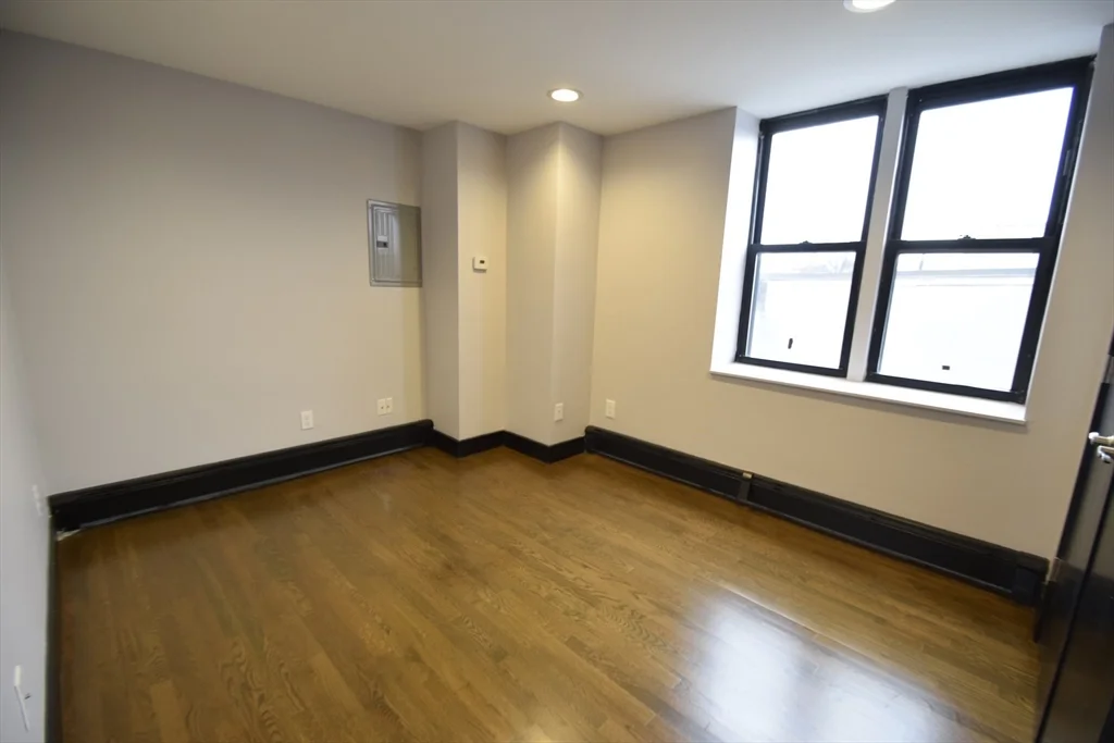 1 bed, 1 bath apartment for rent at 444 Western Ave Unit 3, Brighton — photo 7 of 11