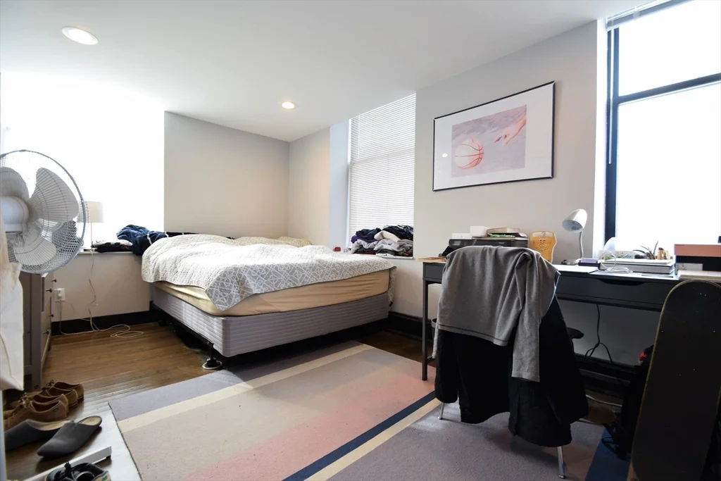 3 bed, 1 bath apartment for rent at 444 Western Ave Unit 4, Brighton — photo 11 of 18