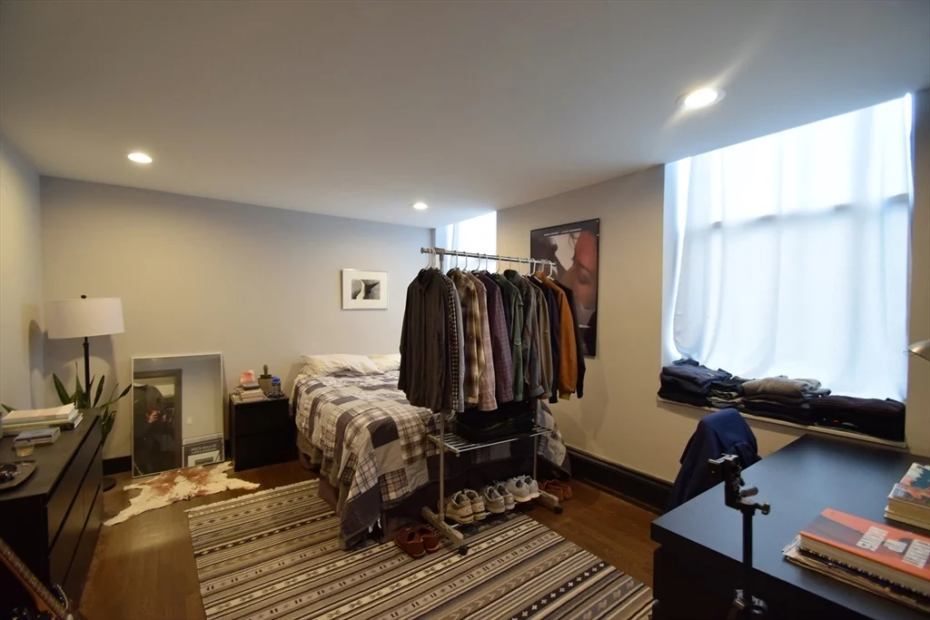 3 bed, 1 bath apartment for rent at 444 Western Ave Unit 4, Brighton — photo 15 of 18