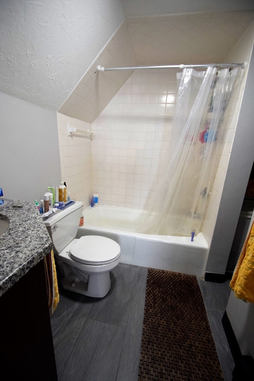 1 bed, 1 bath apartment for rent at 444 Western Ave Unit PH 6, Brighton — photo 14 of 17