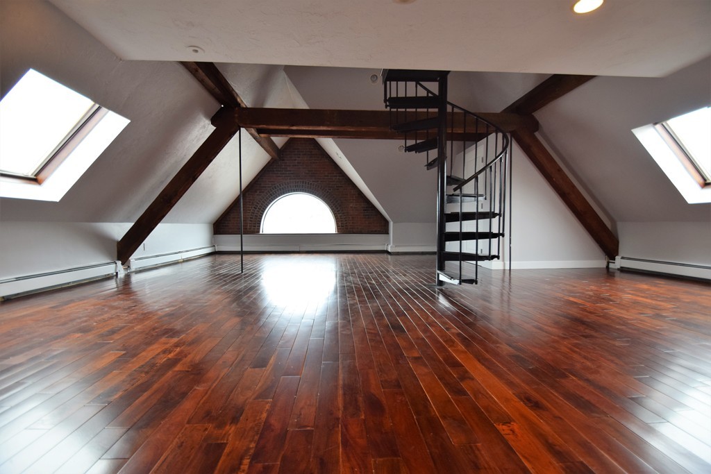 2 bed, 1 bath apartment for rent at 444 Western Ave Unit PH5, Brighton — photo 4 of 20