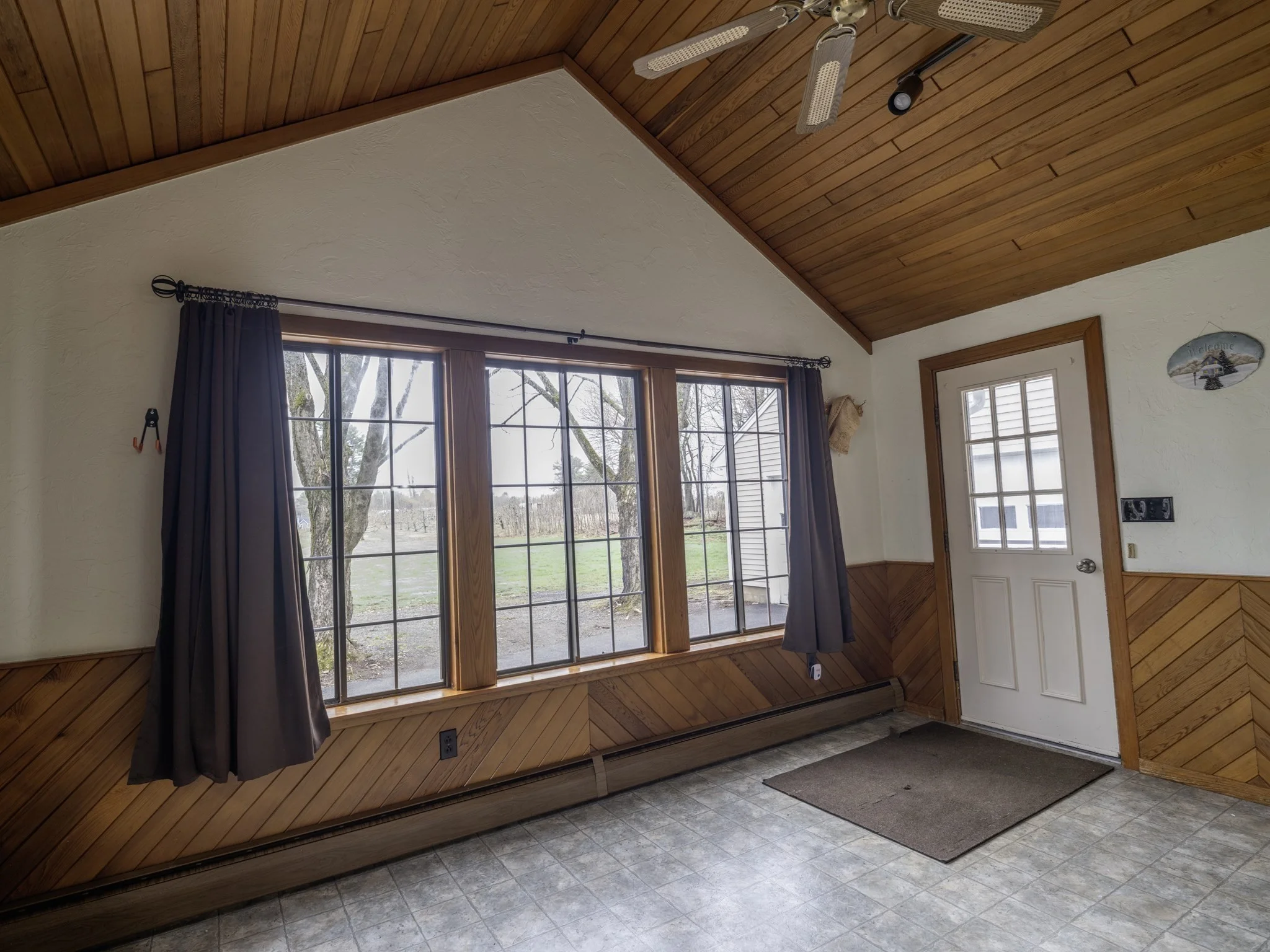 3 bed, 2 bath apartment for rent at 445 Green St, Northborough — photo 12 of 33