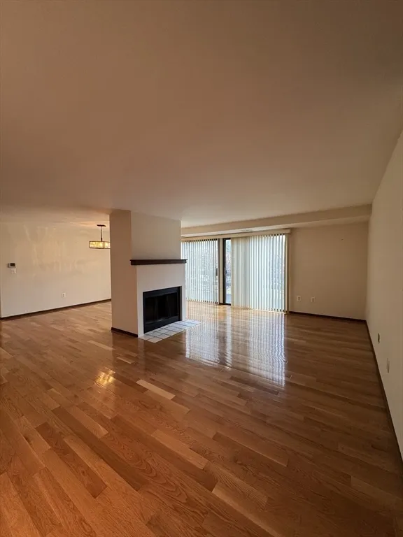 2 bed, 2 bath apartment for rent at 445 Old Stone Brk Unit 445, Acton — photo 4 of 16