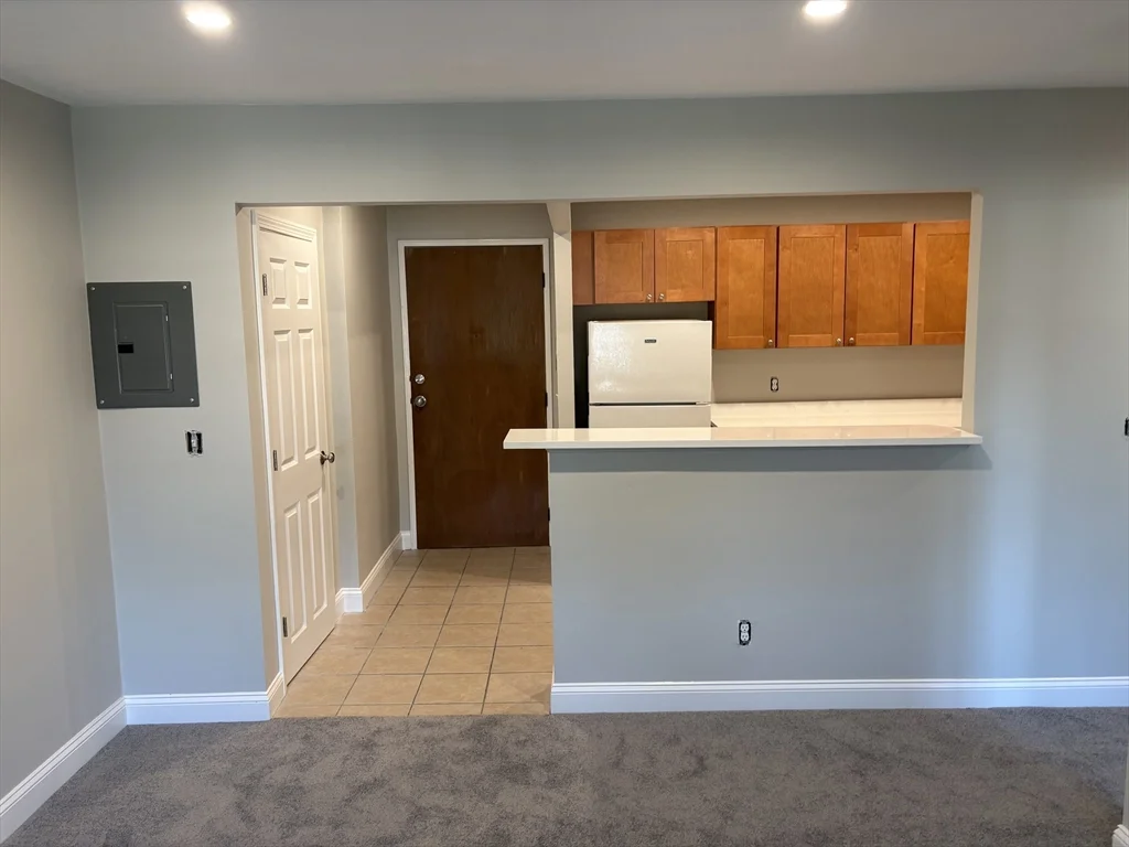1 bed, 1 bath apartment for rent at 445 Pleasant St Unit 36, Weymouth — photo 3 of 6
