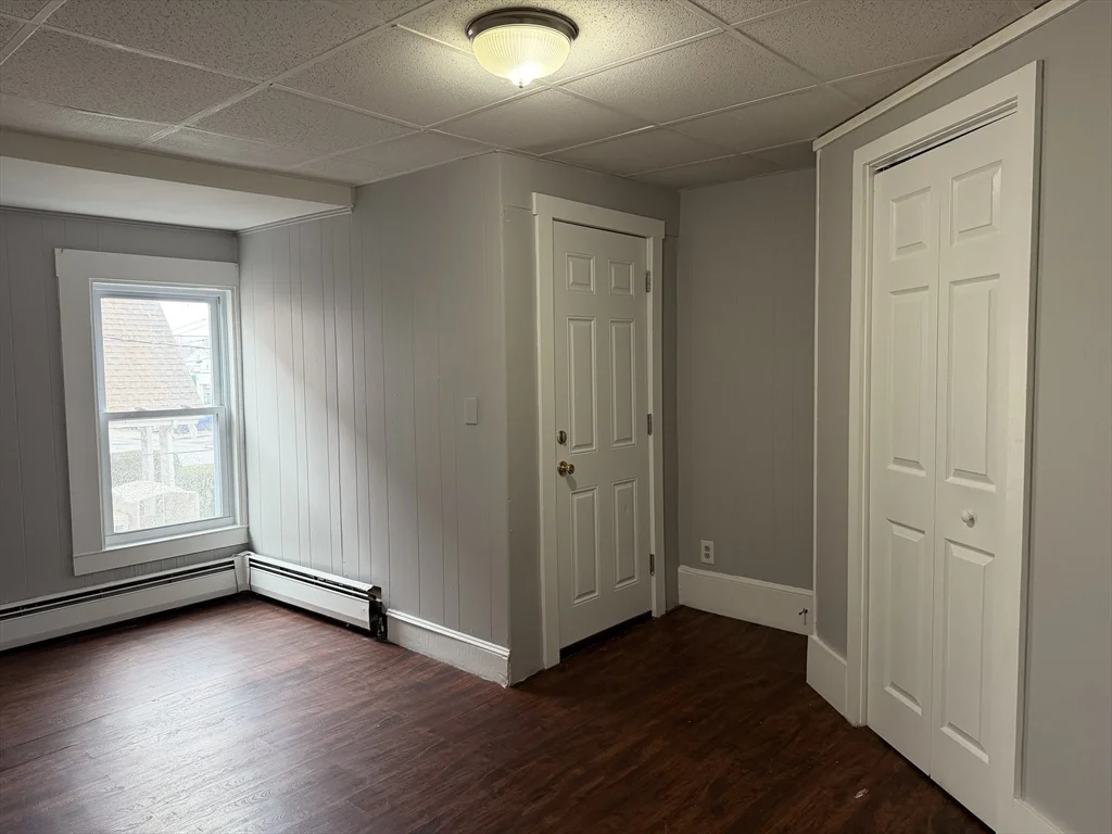 3 bed, 1 bath apartment for rent at 446-448 Main St Unit 2R, Brockton — photo 4 of 12