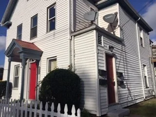 3 bed, 1 bath apartment for rent at 446-448 Main St Unit 2R, Brockton — photo 2 of 12