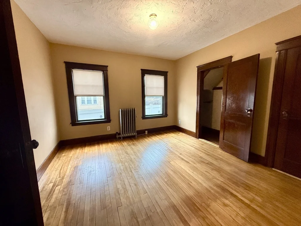 3 bed, 1 bath apartment for rent at 446 Chandler St Unit 1, Worcester — photo 7 of 13