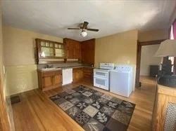3 bed, 1 bath apartment for rent at 446 Chandler St Unit 2, Worcester — photo 4 of 11