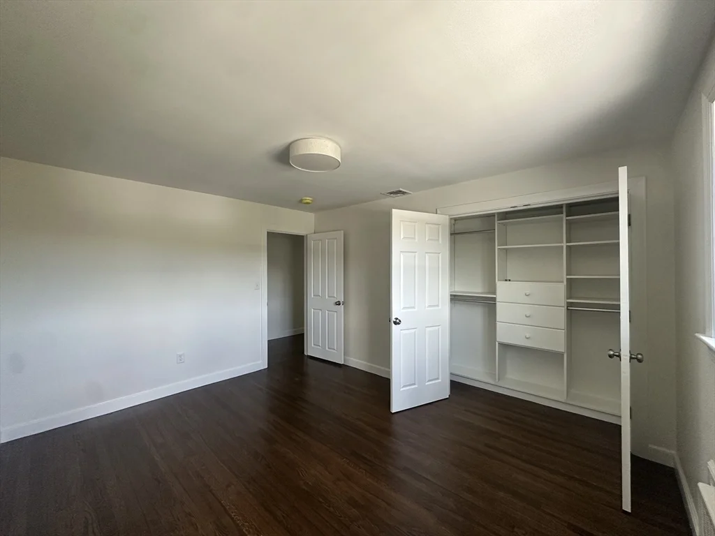 4 bed, 3 bath apartment for rent at 446 Dudley Rd Unit -, Newton Center — photo 20 of 39