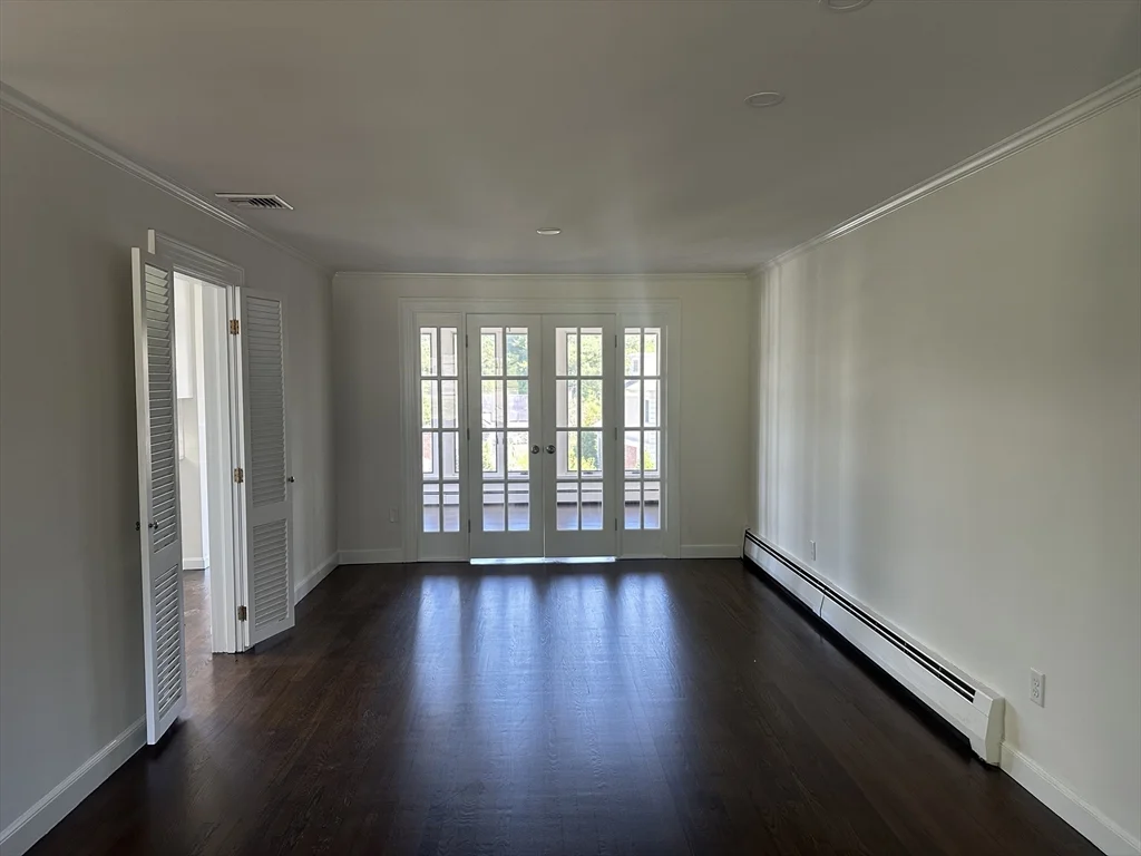 4 bed, 3 bath apartment for rent at 446 Dudley Rd Unit -, Newton Center — photo 6 of 39