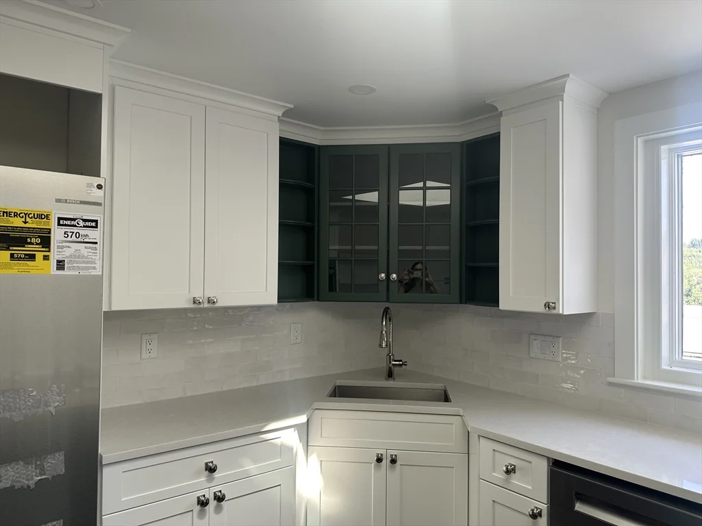 4 bed, 3 bath apartment for rent at 446 Dudley Rd Unit -, Newton Center — photo 11 of 39