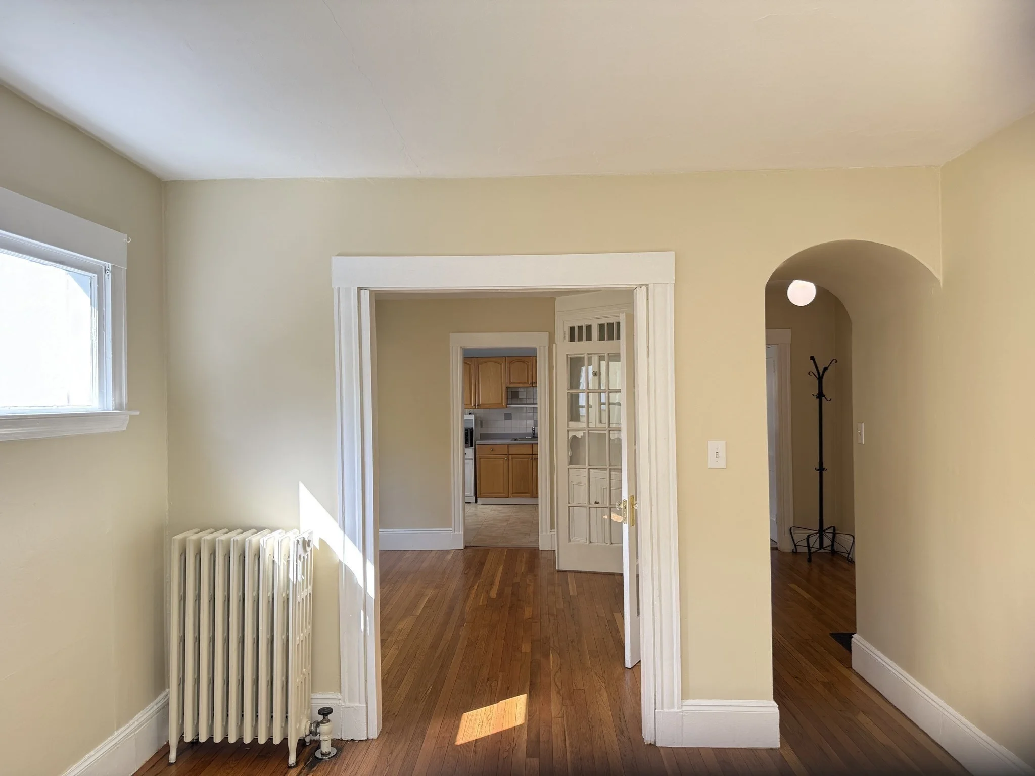 1 bed, 1 bath apartment for rent at 4463 Washington St Unit 1, Roslindale — photo 4 of 13