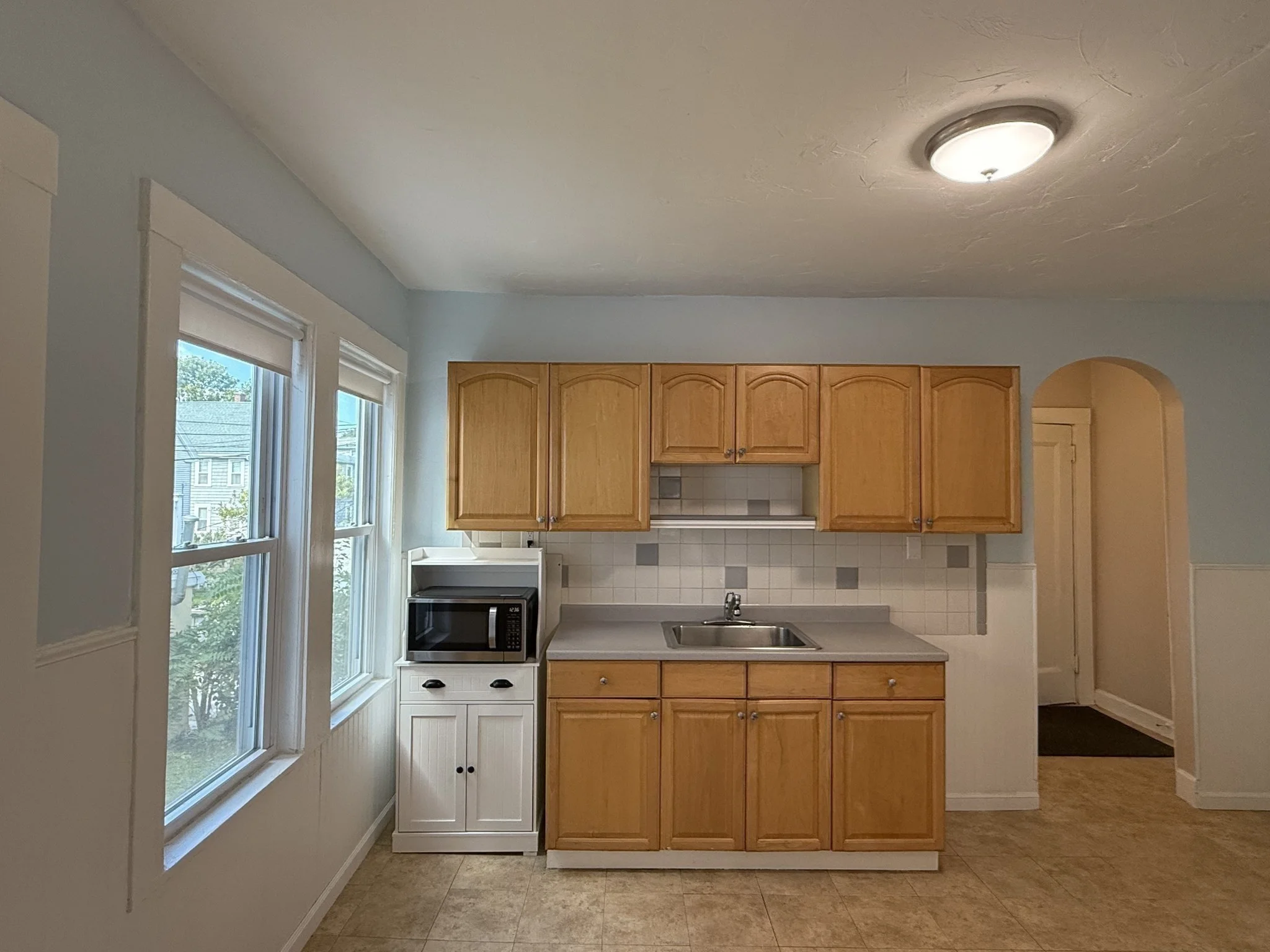 1 bed, 1 bath apartment for rent at 4463 Washington St Unit 1, Roslindale — photo 7 of 13