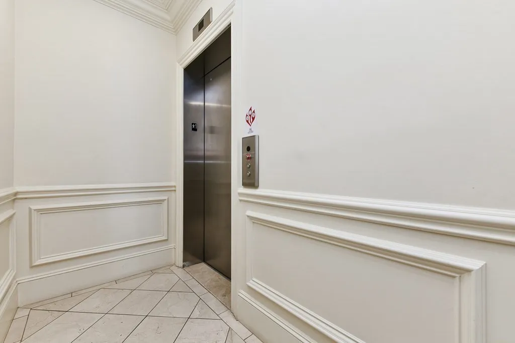 3 bed, 2.5 bath apartment for rent at 447 Beacon St Unit 1, Back Bay — photo 17 of 19