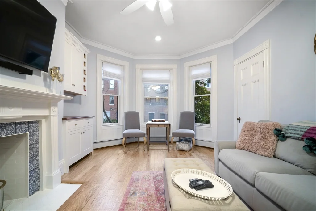 1 bed, 1 bath apartment for rent at 447 Marlborough St Unit 2, Back Bay — photo 3 of 15