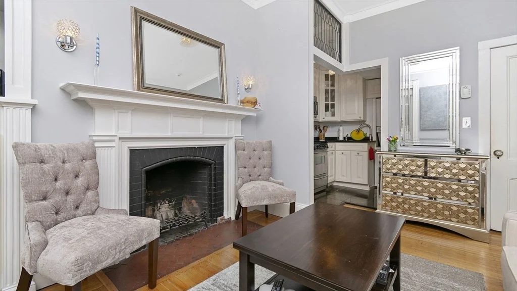 1 bed, 1 bath apartment for rent at 447 Marlborough Unit 3, Back Bay — photo 5 of 16