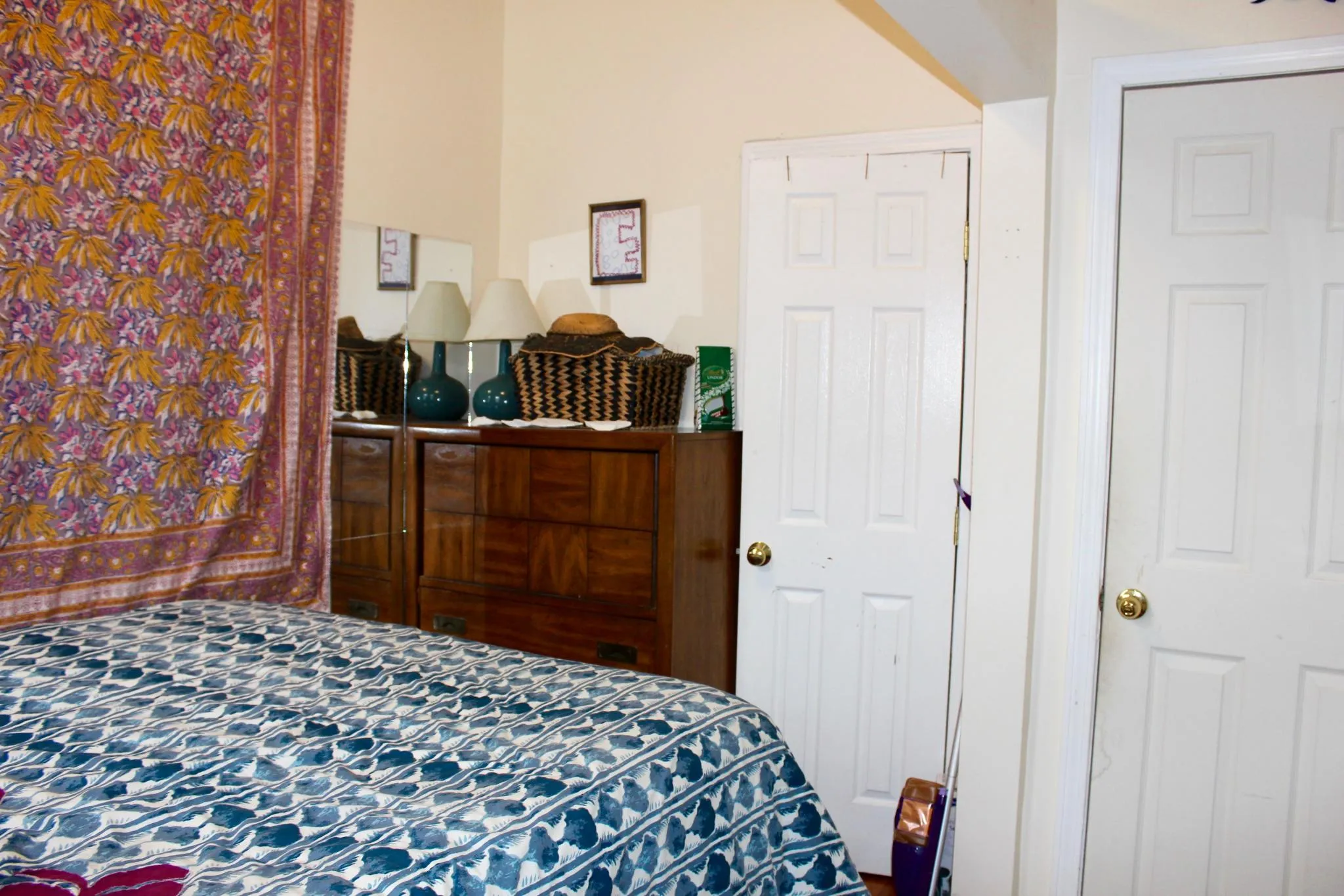 3 bed, 1 bath apartment for rent at 447 Park Dr Unit 1D, Fenway — photo 8 of 11