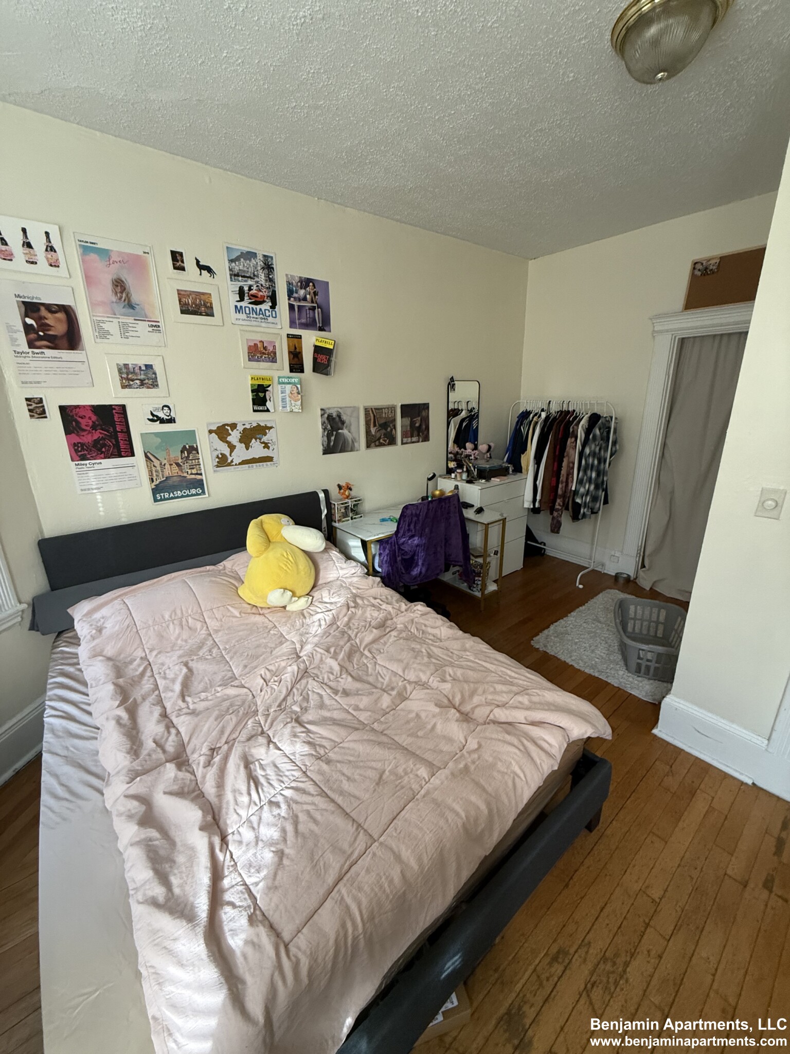 3 bed, 1 bath apartment for rent at 447 Park Dr Unit 2AA, Fenway — photo 6 of 10