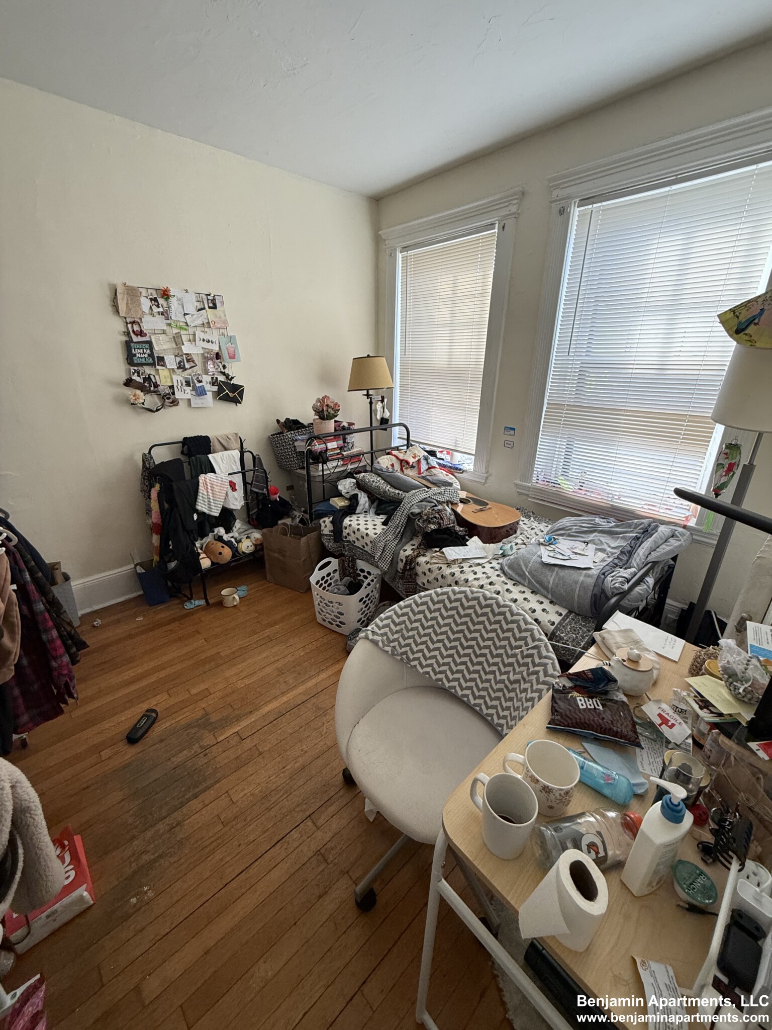 3 bed, 1 bath apartment for rent at 447 Park Dr Unit 2AA, Fenway — photo 4 of 10