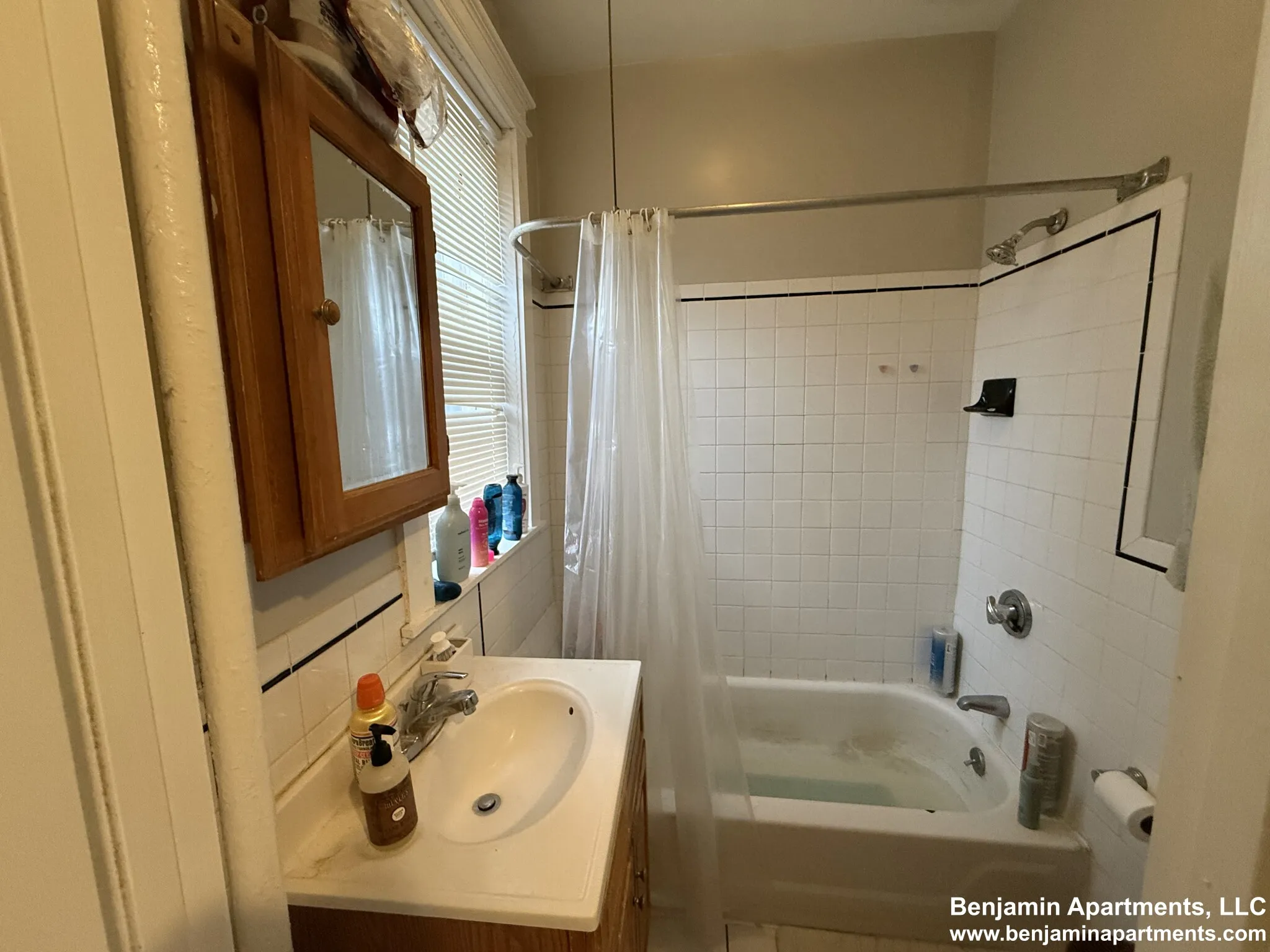 2 bed, 1 bath apartment for rent at 447 Park Dr Unit 2C, Fenway — photo 6 of 6