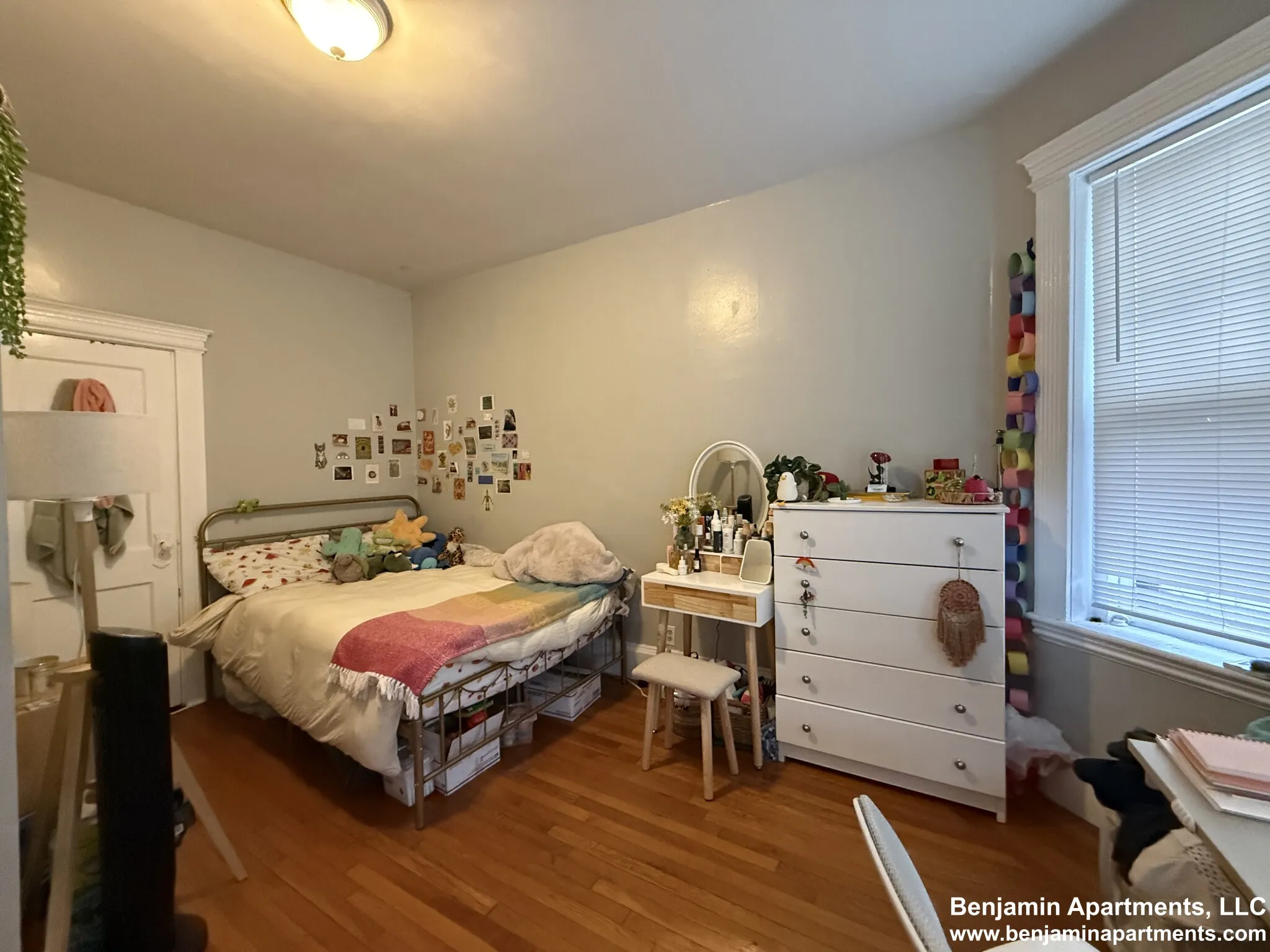 3 bed, 1 bath apartment for rent at 447 Park Dr Unit 2D, Fenway — photo 2 of 9