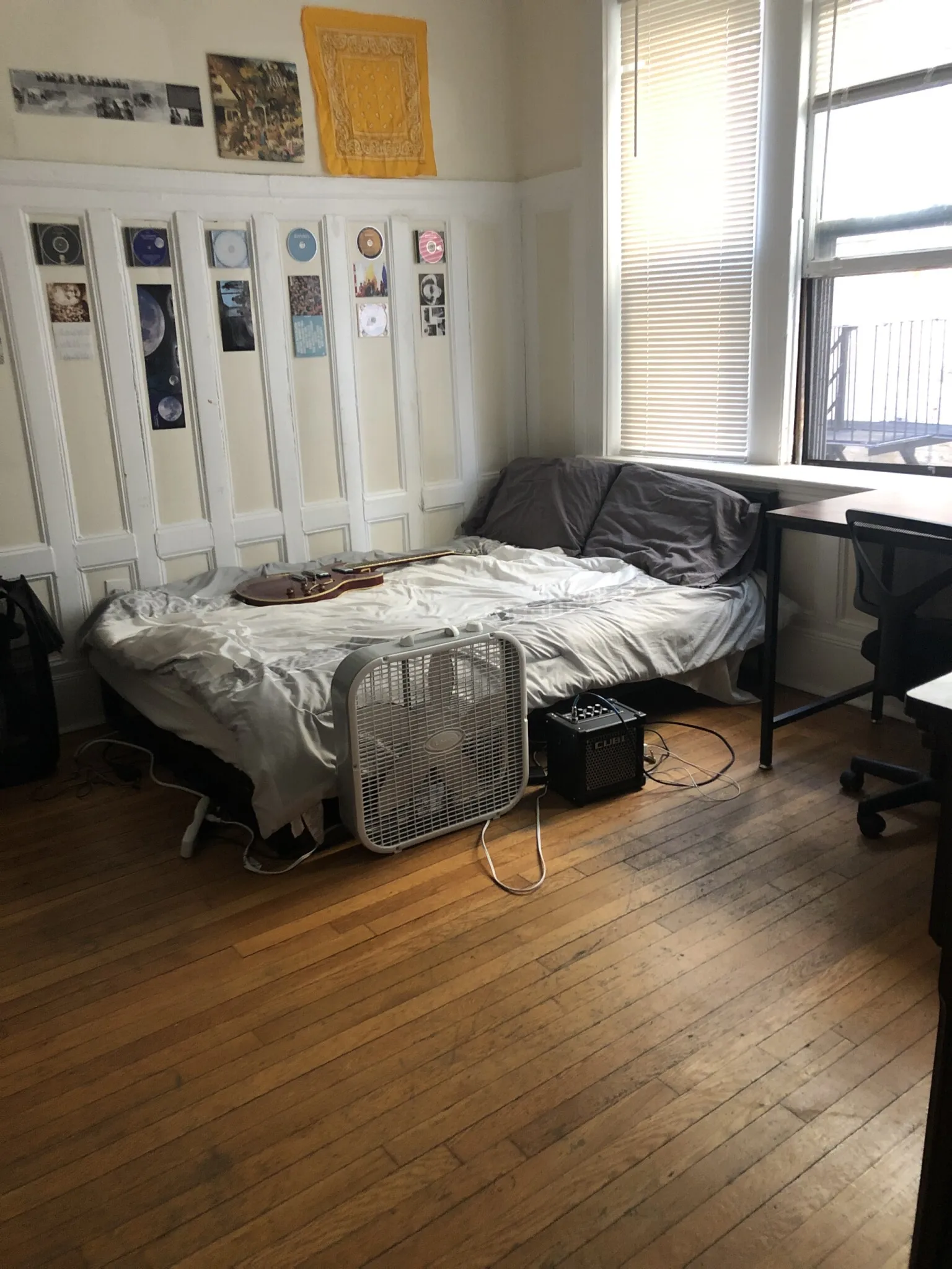 2 bed, 1 bath apartment for rent at 447 Park Dr Unit 3, Fenway — photo 3 of 6