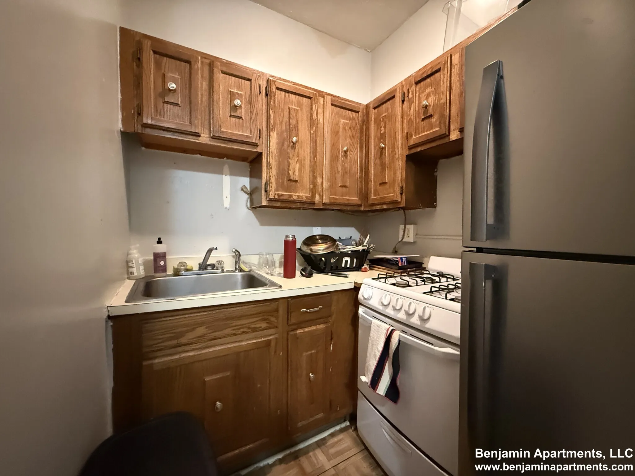 3 bed, 1 bath apartment for rent at 447 Park Dr Unit 3A, Fenway — photo 9 of 11