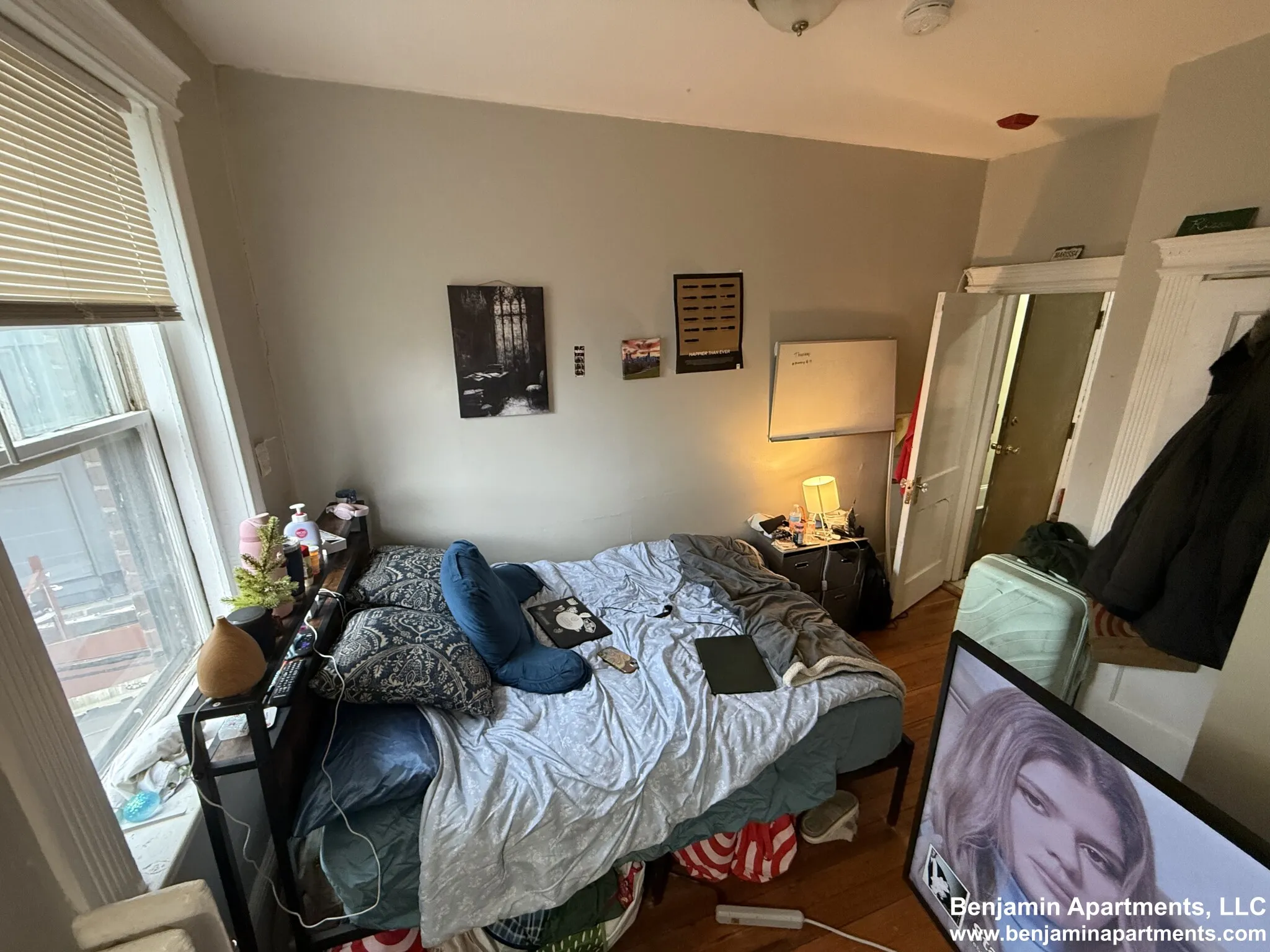 2 bed, 1 bath apartment for rent at 447 Park Dr Unit 3B, Fenway — photo 8 of 9